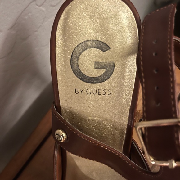 Guess heels size 9 - Picture 5 of 5